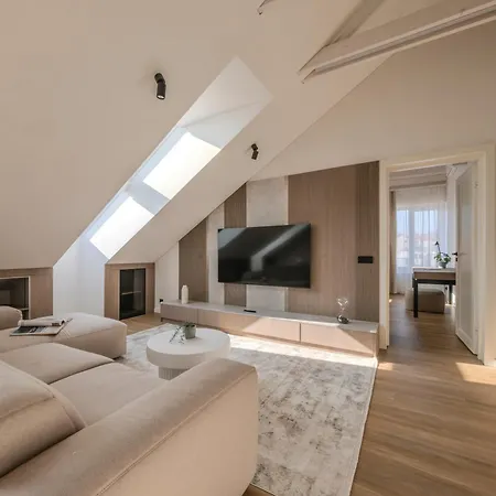 2bd Top-floor W- Ac, Citycenter I Cohost Kaunas
