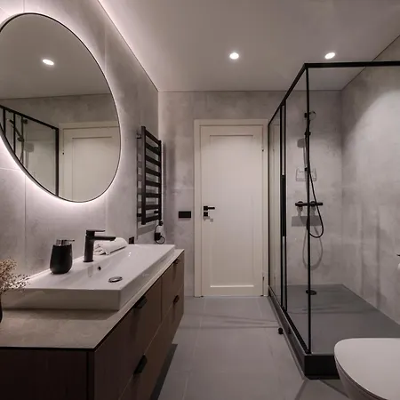 2bd Top-floor W- Ac, Citycenter I Cohost * Kaunas