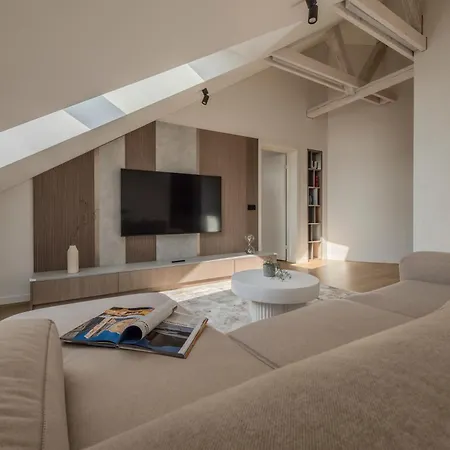 2bd Top-floor W- Ac, Citycenter I Cohost Apartamento Kaunas