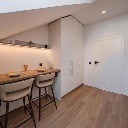 2bd Top-floor W- Ac, Citycenter I Cohost Kaunas