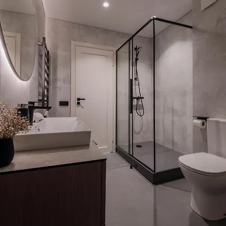 2bd Top-floor W- Ac, Citycenter I Cohost *