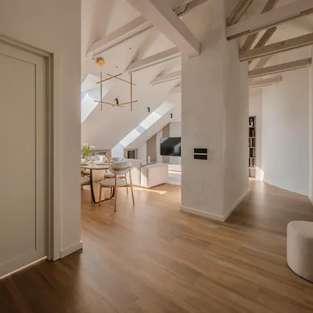 2bd Top-floor W- Ac, Citycenter I Cohost