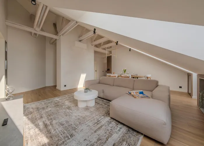 Cohost I 2bd Penthouse Luxury-designer Apt, Citycenter דירה *