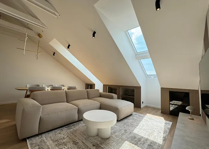 Cohost I 2bd Penthouse Luxury-designer Apt, Citycenter * קובנה