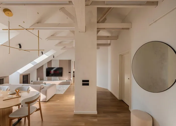 Cohost I 2bd Penthouse Luxury-designer Apt, Citycenter דירה *