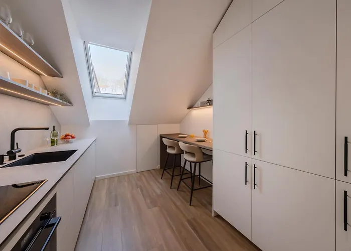 Cohost I 2bd Penthouse Luxury-designer Apt, Citycenter * קובנה