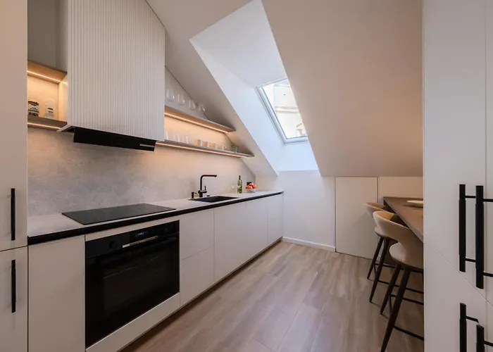 דירה Cohost I 2bd Penthouse Luxury-designer Apt, Citycenter *