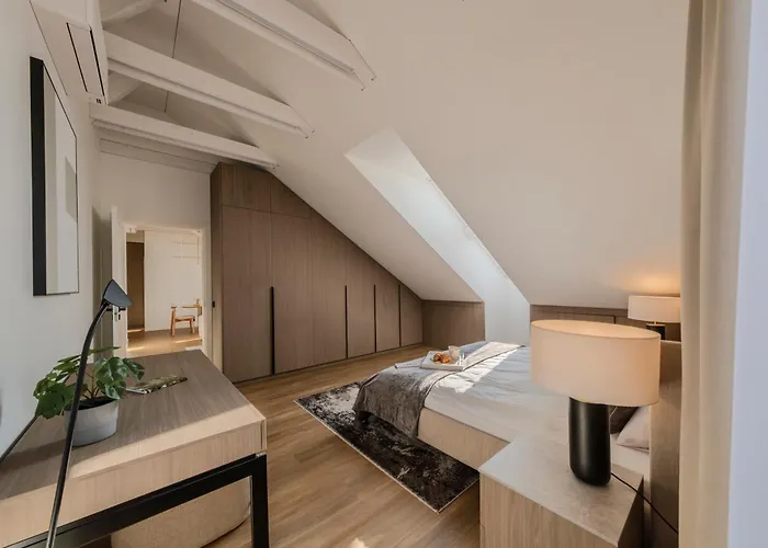 Cohost I 2bd Penthouse Luxury-designer Apt, Citycenter קובנה